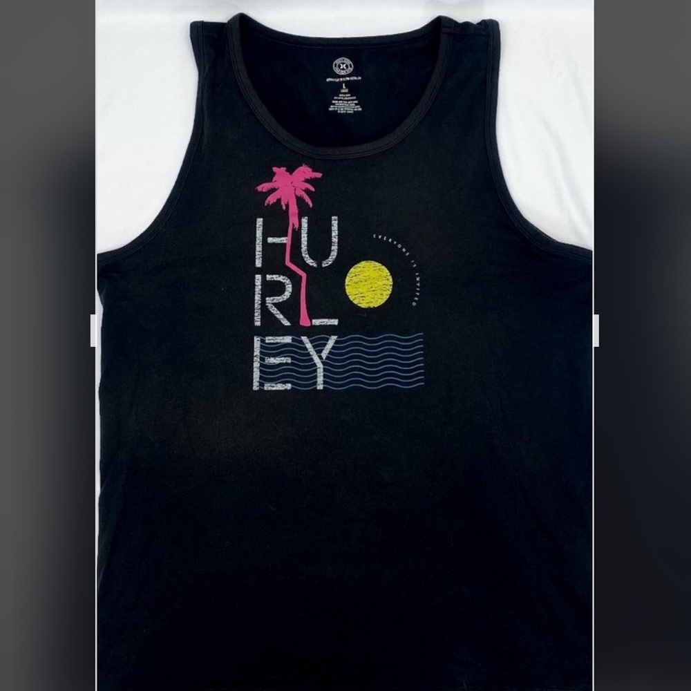 ISO men’s Hurley tank new size large